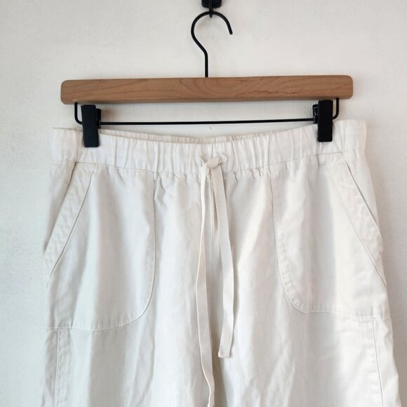 Chico's Zenergy Pull-On White Pants Elastic Waist Beachy Women's S/4 (Chico's 0) - Picture 3 of 8